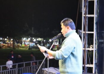 Sekda Buka Acara Pesta Laut 2025 di Samboja Sebagai Ajang Promosi Budaya Maritim Kukar